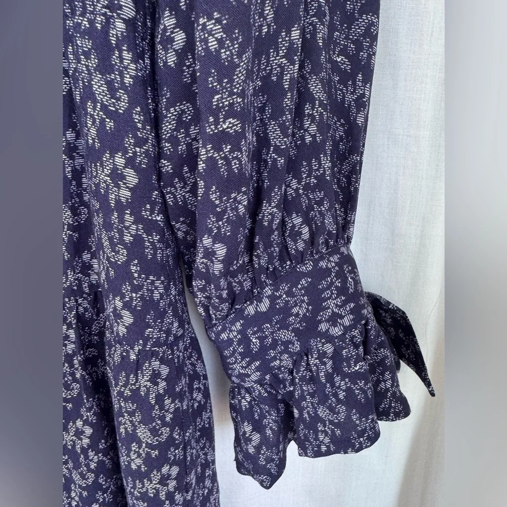 Paige Denisa Floral drop waist dress in Parisan Night Papyrus Meadow 
Size S - Picture 7 of 10